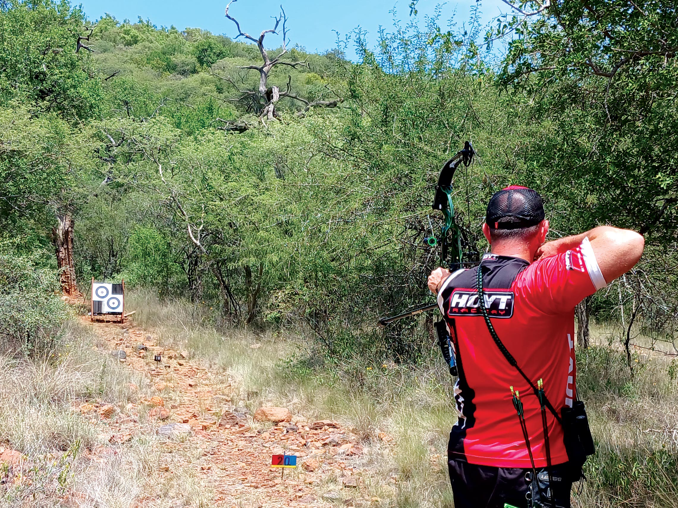 Archery competition: sun, scores and stamina