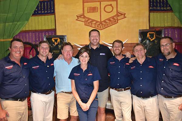 Die bosveld kuier saam rugby legendes