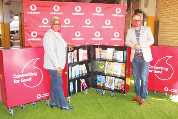 Mobile libraries to disadvantaged schools