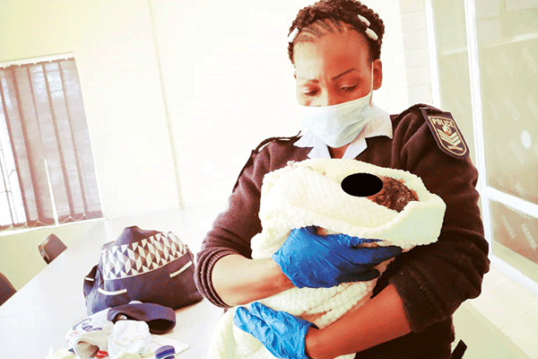 Baby girl delivered by cops