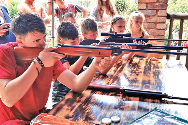Kadet- en Lanternkorps het groot pret