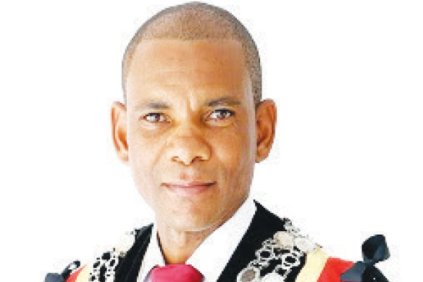 Mayor wishes class of 2021 well 