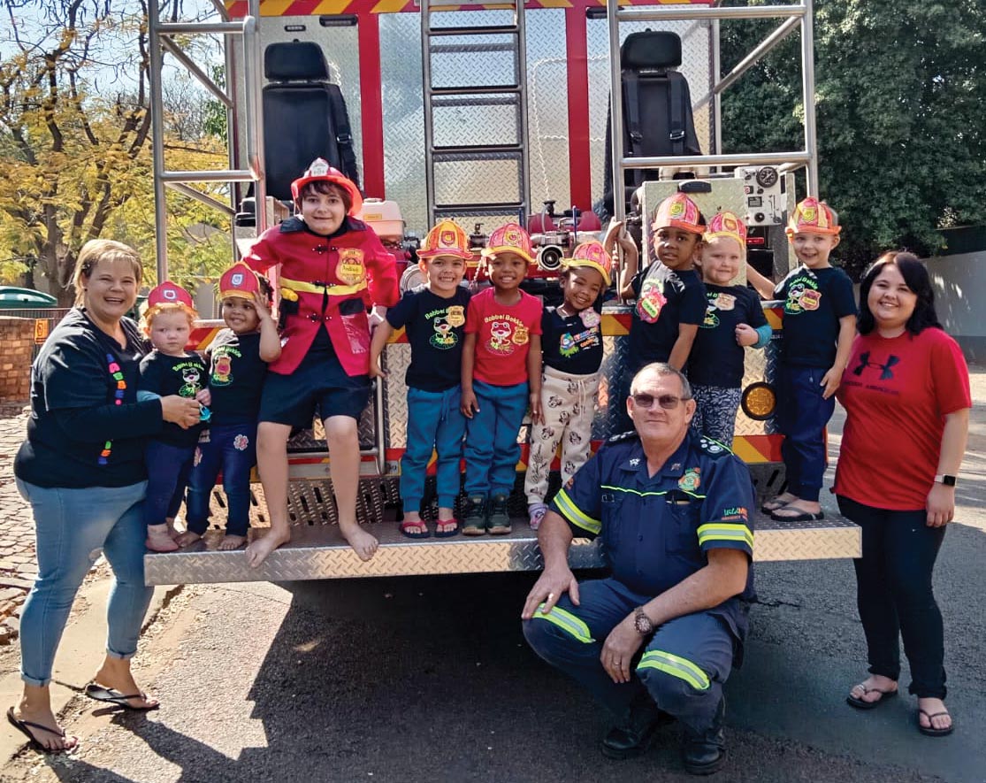 Fire chief brings fun and learning to BabbelBekkies Crèche