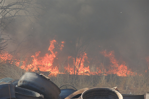 Warmbad road covered in smoke