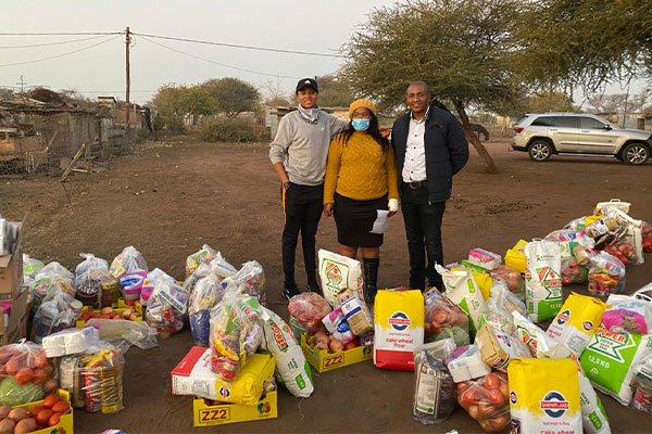 Matiwane family donates food parcels